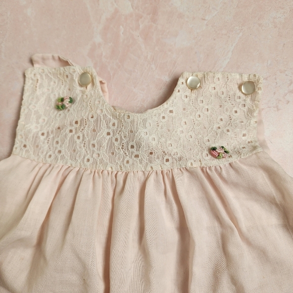 BABY BLISS x VINTAGE ruffle‎ dress size M infant - Picture 7 of 8